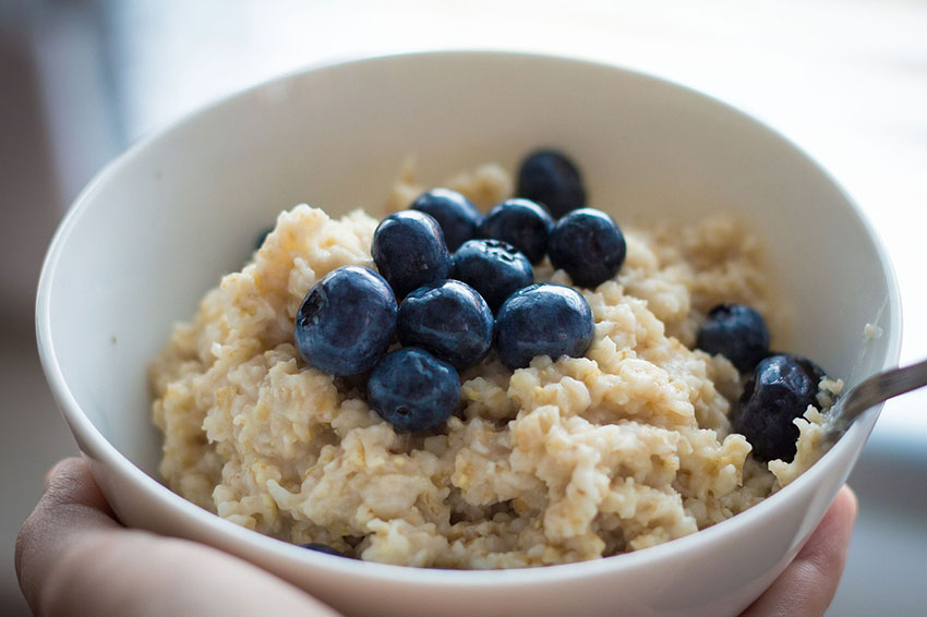 oatmeal and flatter stomach